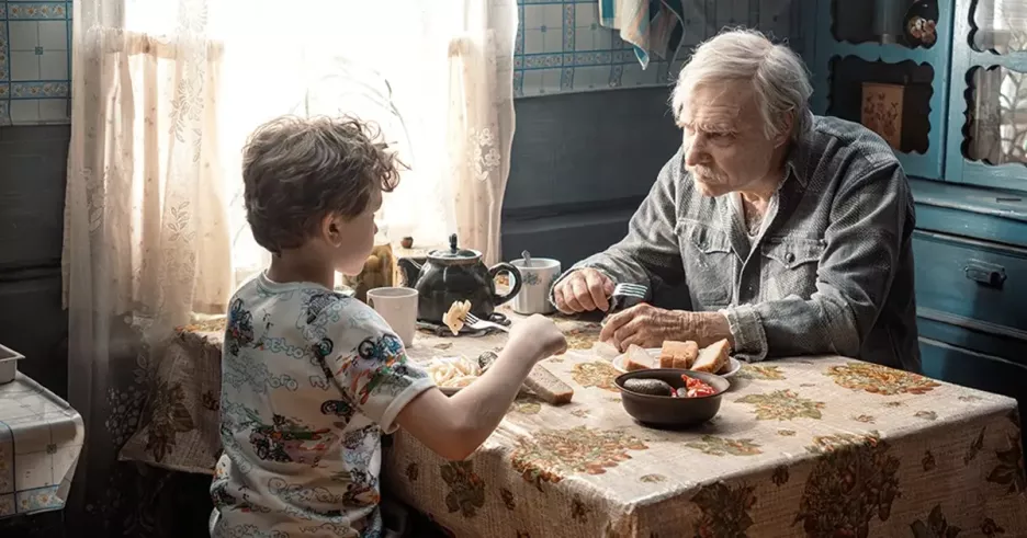 фото для статьи На съемках фильма «Батя 2. Дед» Евгения Цыганова загримировали до неузнаваемости