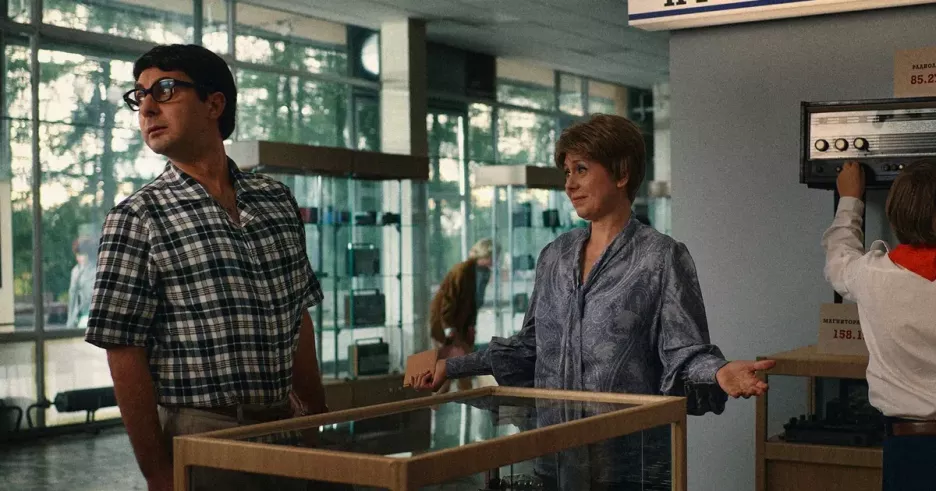 фото для статьи Демис Карибидис сыграет роль Шурика в пародии на «Иван Васильевич меняет профессию»