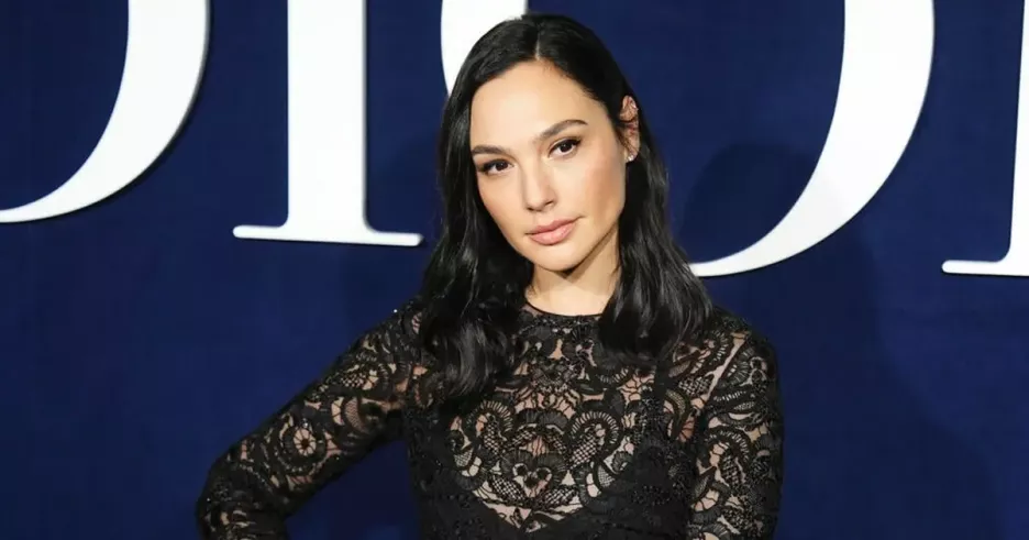 фото для статьи Галь Гадот прокомментировала обстрелы Израиля со стороны Сектора Газа