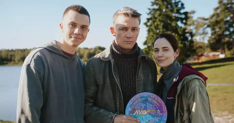 фото для статьи Сергей Гилев и Юлия Снигирь отправились в Карелию сниматься в драме «Маяк»