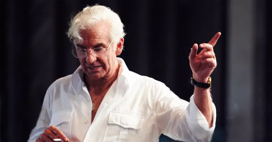 фото для статьи Netflix представил трейлер авторского фильма Бредли Купера «Маэстро»