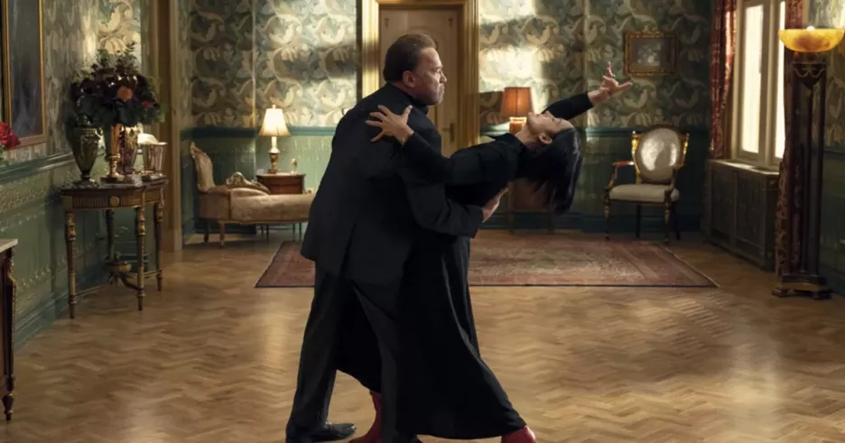 фото для статьи Танец Шварценеггера и звезды «Матрицы» вошел в трейлер продолжения «Фубара»