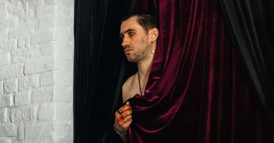 фото для статьи В третьем сезоне «Вампиры средней полосы» начнут войну с уральской общиной кровососов