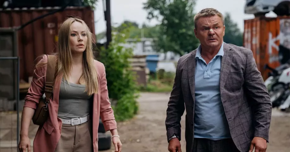 фото для статьи «Госзащиту» Владимиру Сычеву в новой комедии обеспечивают Денис Власенко и Зоя Бербер