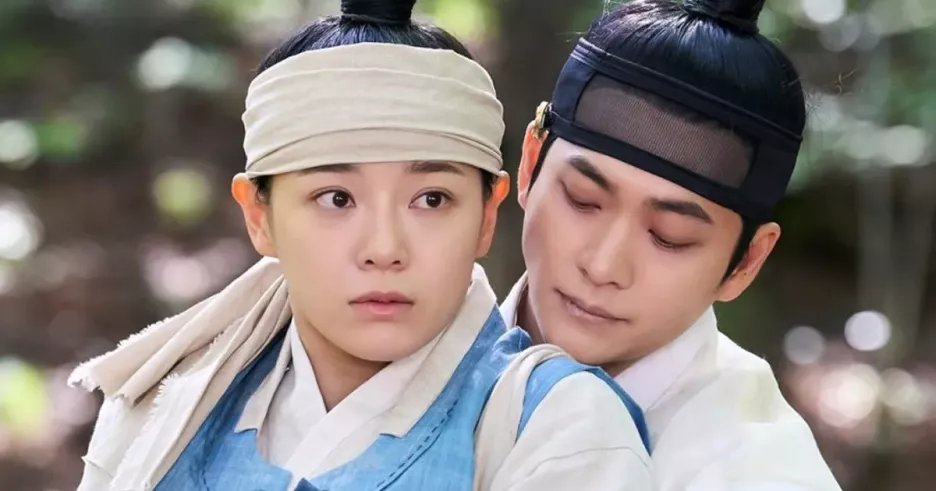 фото для статьи Ким Седжон, Кан Тэ О, Хон Су Джу, Джин Гу и Ли Шин Ен на постерах дорамы «Луна, плывущая по реке»