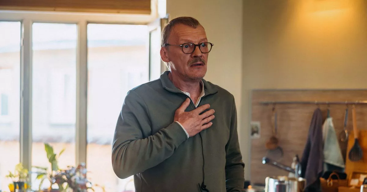 Юлия Топольницкая, Елена Яковлева и Алексей Серебряков появятся в романтическом альманахе «Тюльпаны»