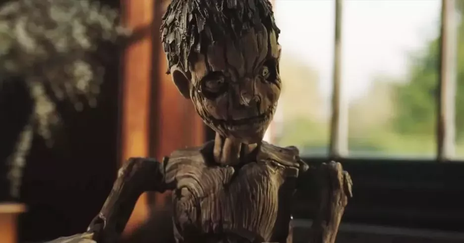 фото для статьи В трейлере хоррора «Пиноккио: Раскрепощенный» деревянный мальчик совершает жуткие убийства