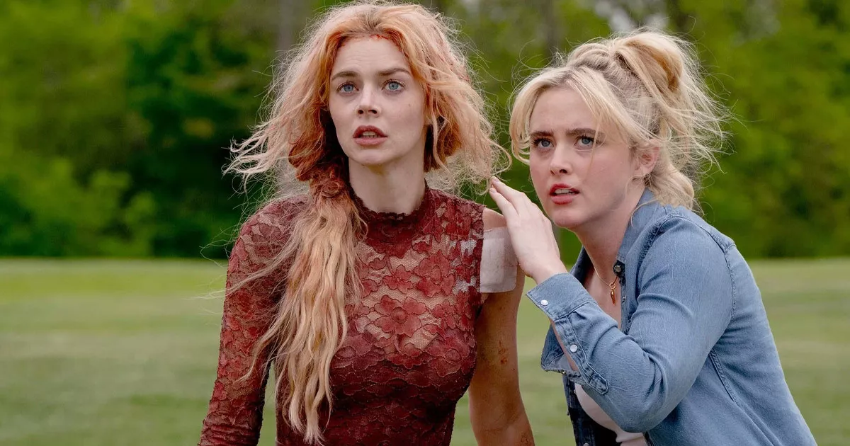 Кровь пролилась на зрителей во время показа хоррора «Я иду искать 2»