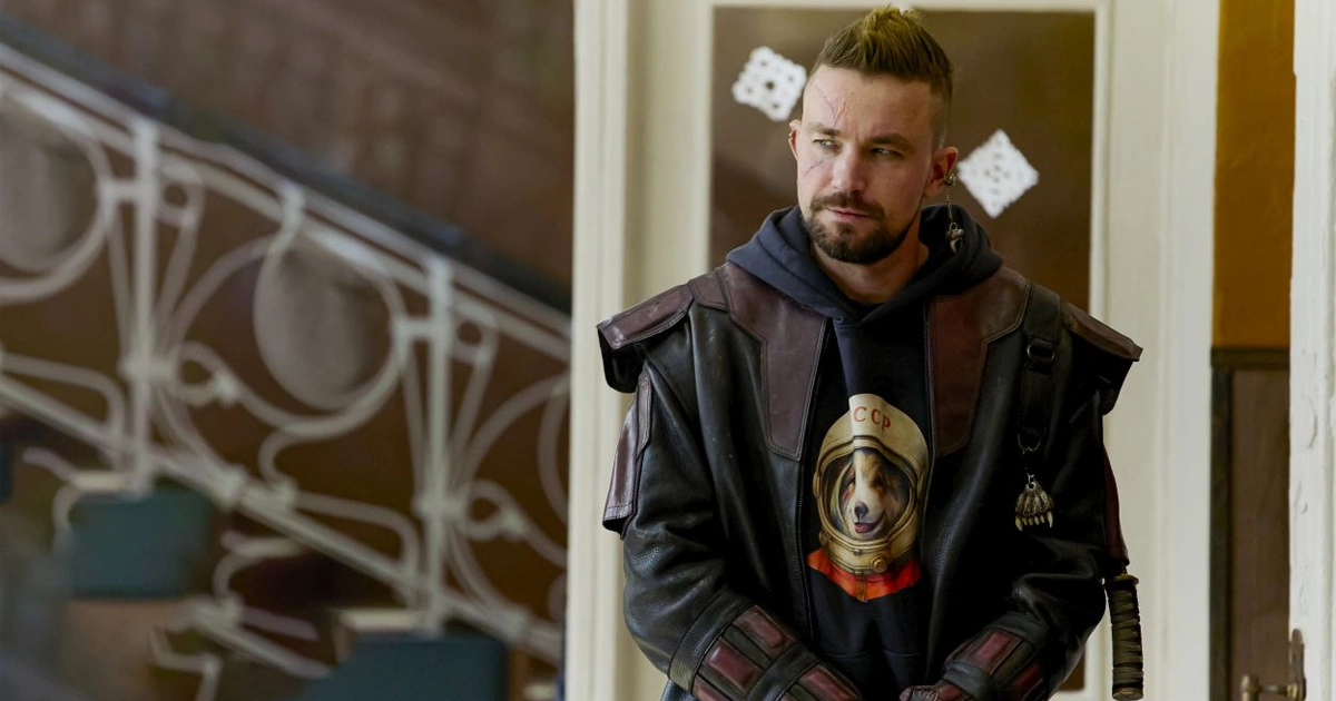 «Весельчак У»: космический пират Александр Петров застрял в XXI веке