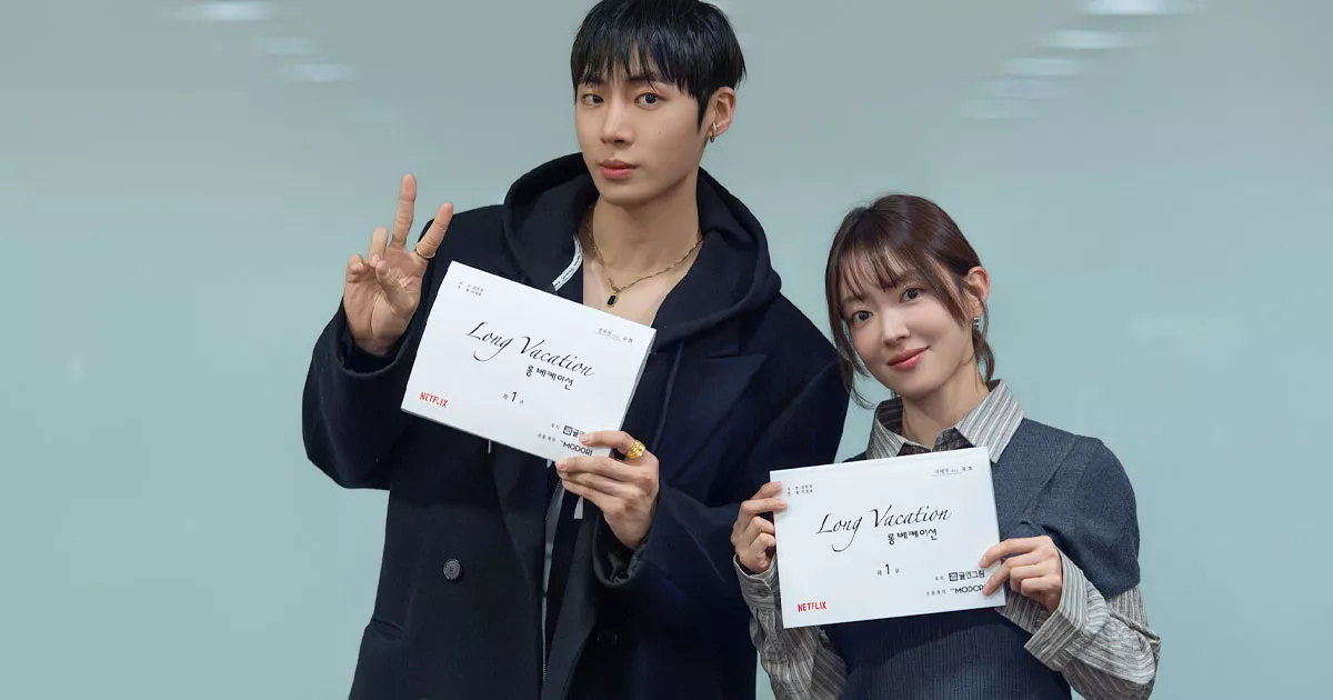 Демон Чу Ен У влюбится в горничную Ли Си Ен в романтической фэнтези-дораме «Долгие каникулы»