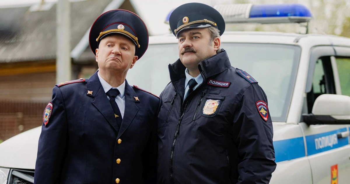 Михаил Пореченков играет полицейского-наставника в комедии «Курсанты Бабкина»
