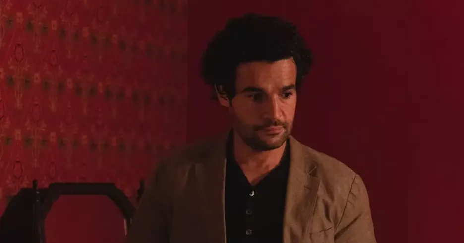 фото для статьи Кристофер Эбботт заменит Райана Гослинга в фильме «Человек-волк»