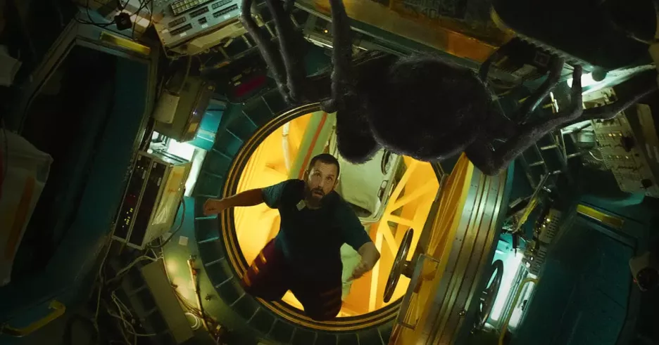 фото для статьи Netflix представил тизер фильма «Космонавт» с Адамом Сэндлером