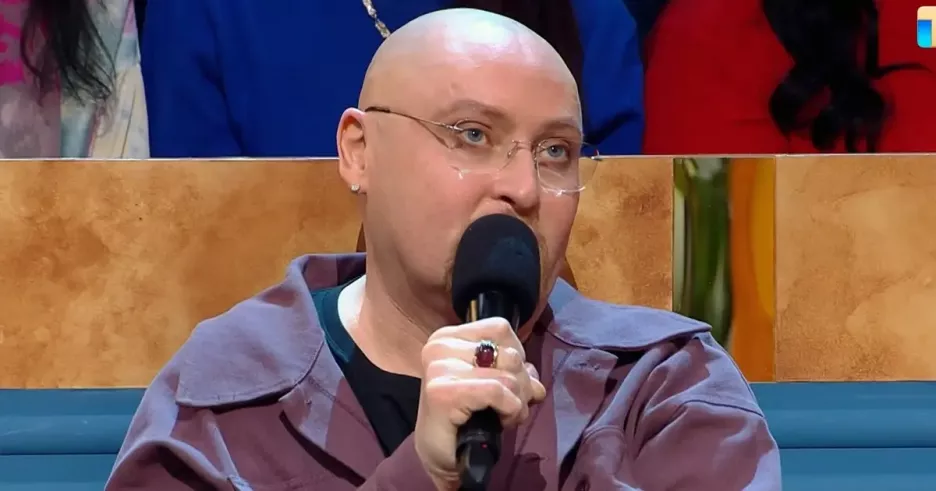 фото для статьи Фигуристка Медведева и певец Шура покинули студию ток-шоу «Это нормально?»