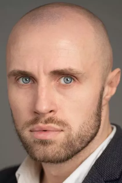 Артур Панов