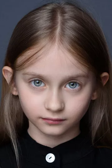 Оливия Минц