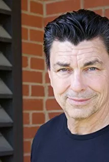 Джордж Ховис