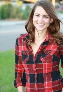 Эми Рэйлинн Аподака