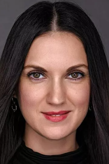 Алёна Азарова