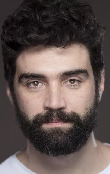 Алек Секаряну