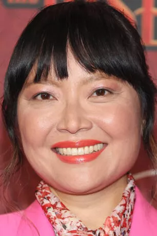 Дженнифер Фанг