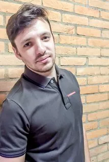 Марио Пече