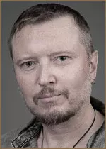 Дмитрий Глухов
