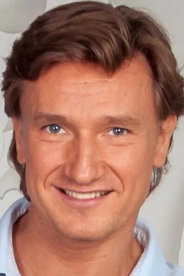 Руслан Асанов