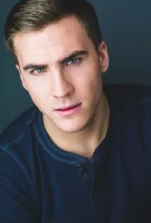 Роуэн Викерс