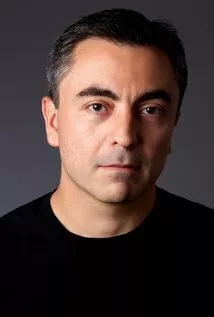 Рауль Э. Пейрет