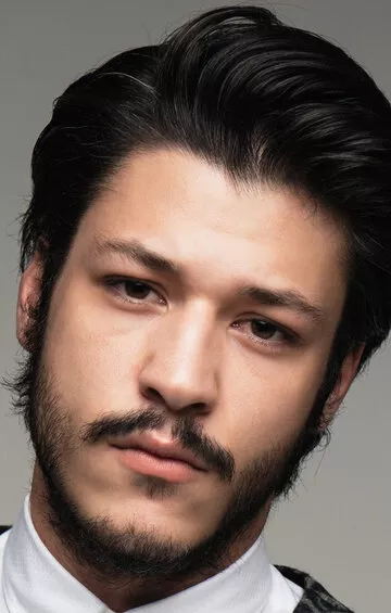 Кубилай Ака