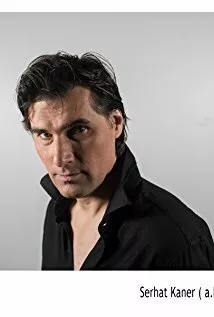 Серхат Канер