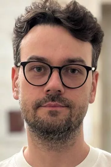 Максим Иванов