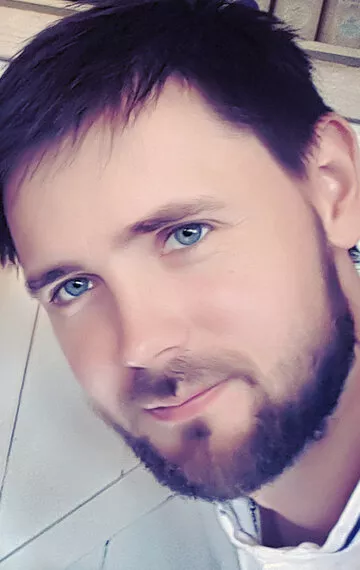 Андрей Лебедев