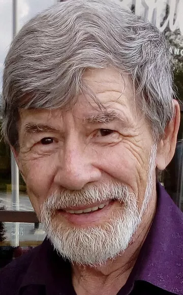 Юрий Толмачев