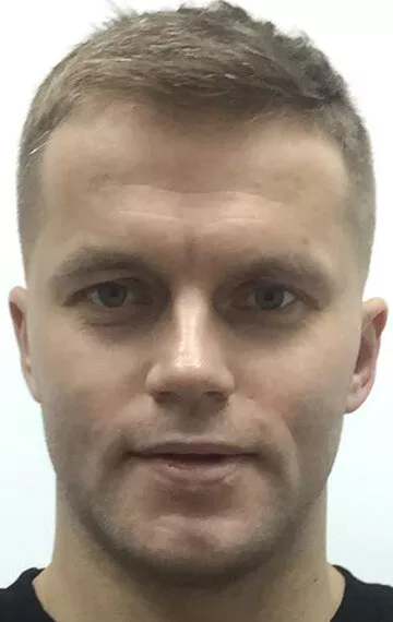 Дмитрий Голышев