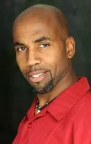 Гастон Ховард