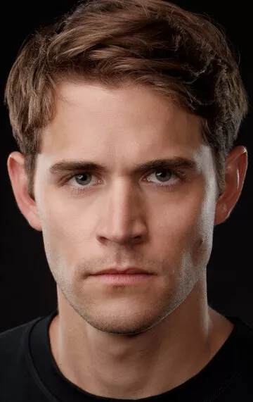 Коннор Энтони