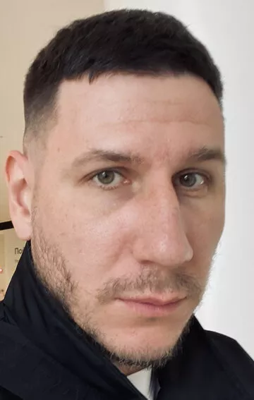 Юрий Бажутов