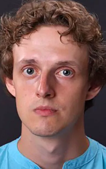 Артём Глухов