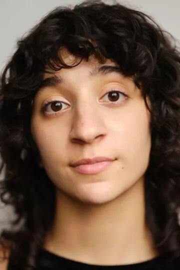 Сара Хаземи