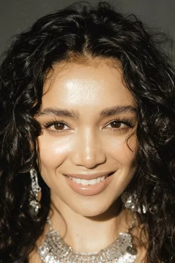 Санора Кирсанова