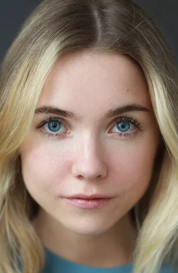 Лена Жуля