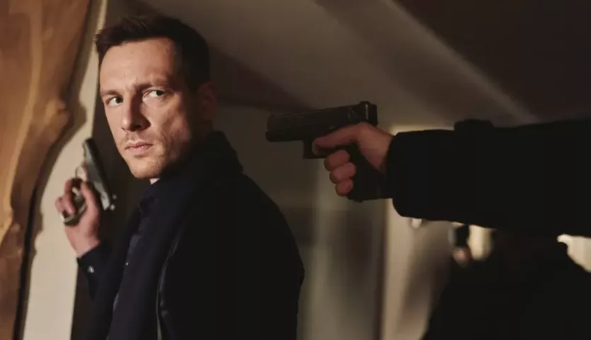 фото для сериала Переведи её через Майдан 8 серия