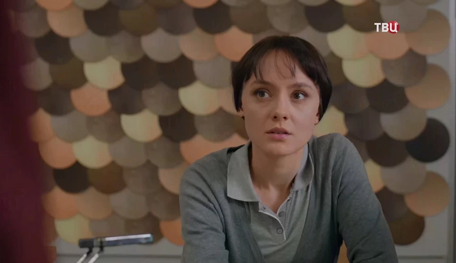 Описание 1 серии сериала Девушка в поиске
