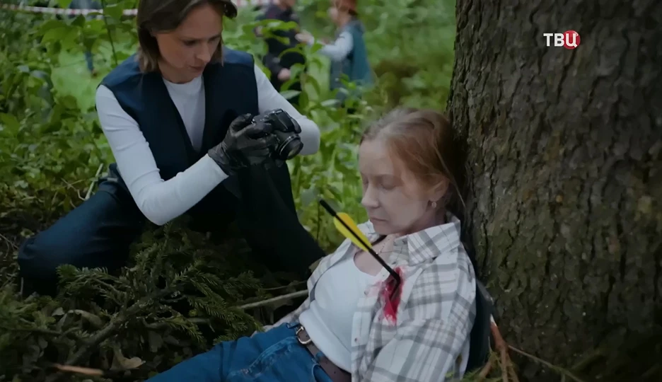 Описание 1 серии сериала Синий чулок